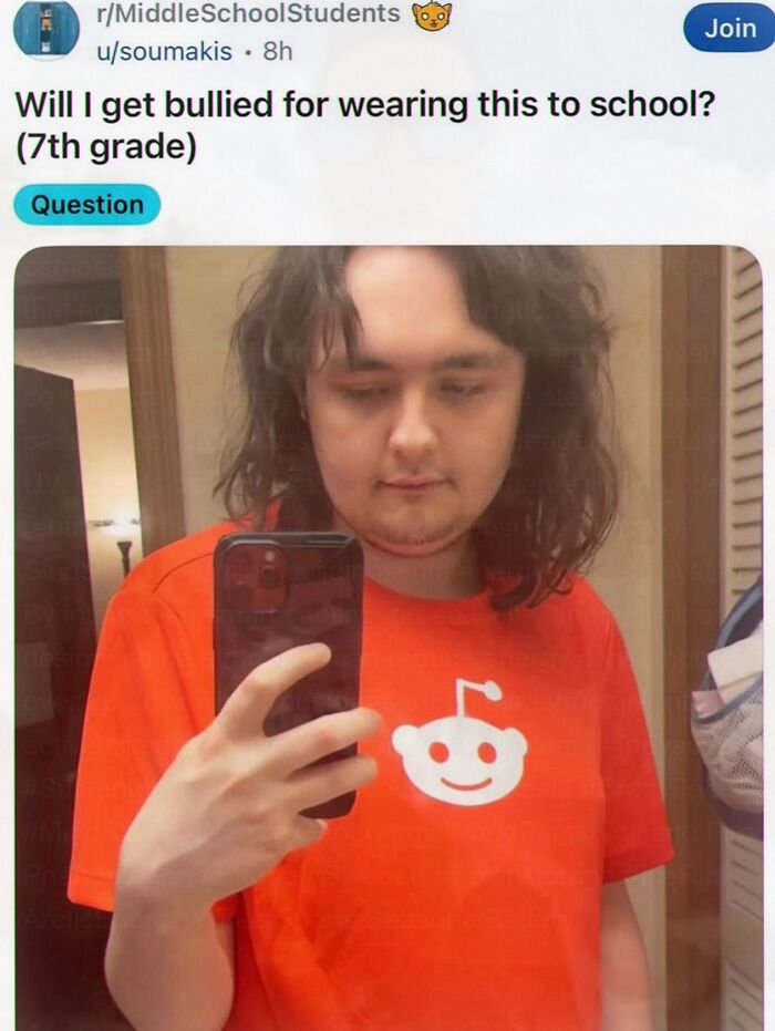 A weird meme of a Reddit post asking if someone will be bullied for wearing a Reddit logo shirt to school.