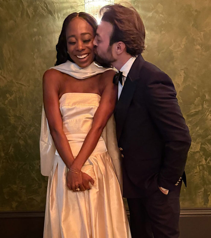Taylor Swift And Travis Kelce’s Wedding Guest Slammed Over "White" Dress Rule, Here’s The Verdict From Etiquette Experts Taylor Swift And Travis Kelce’s Wedding Guest Slammed Over "White" Dress Rule, Here’s The Verdict From Etiquette Experts