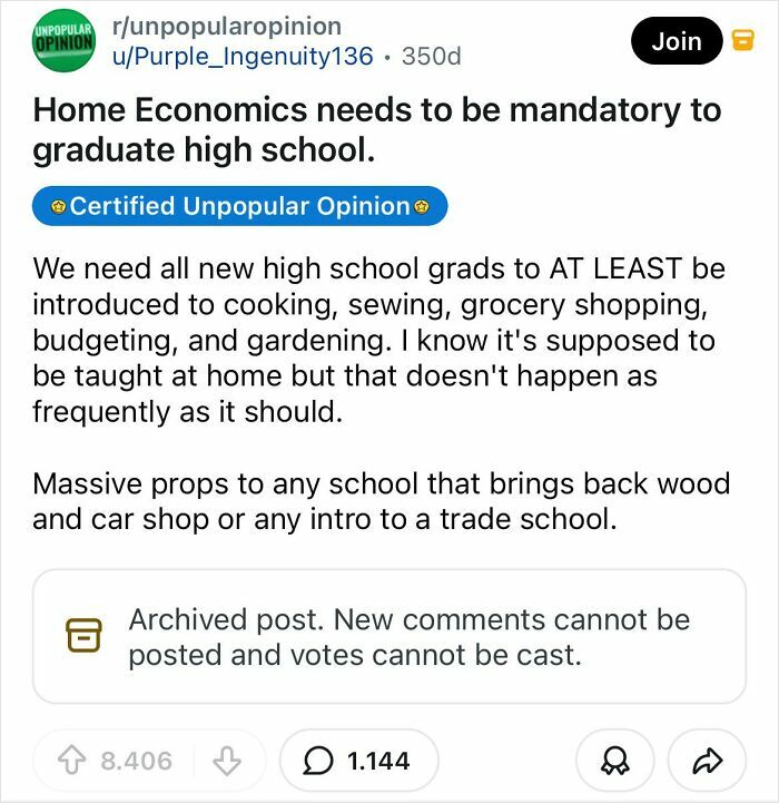 A Reddit post on the unpopular opinion that Home Economics needs to be mandatory, changing the way people see education.