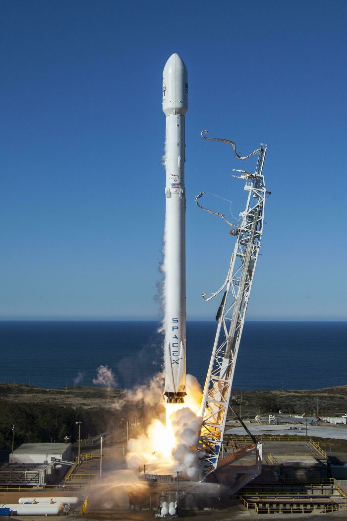 A SpaceX rocket launches from a coastal site, demonstrating genius technologies that make life easier.