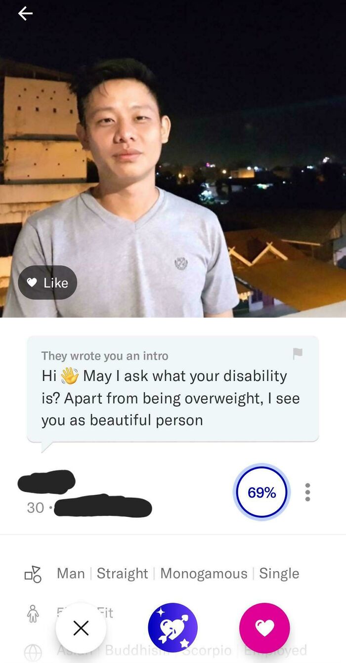 Screenshot of a dating app profile with an offensive intro text, showcasing bad dating texts.