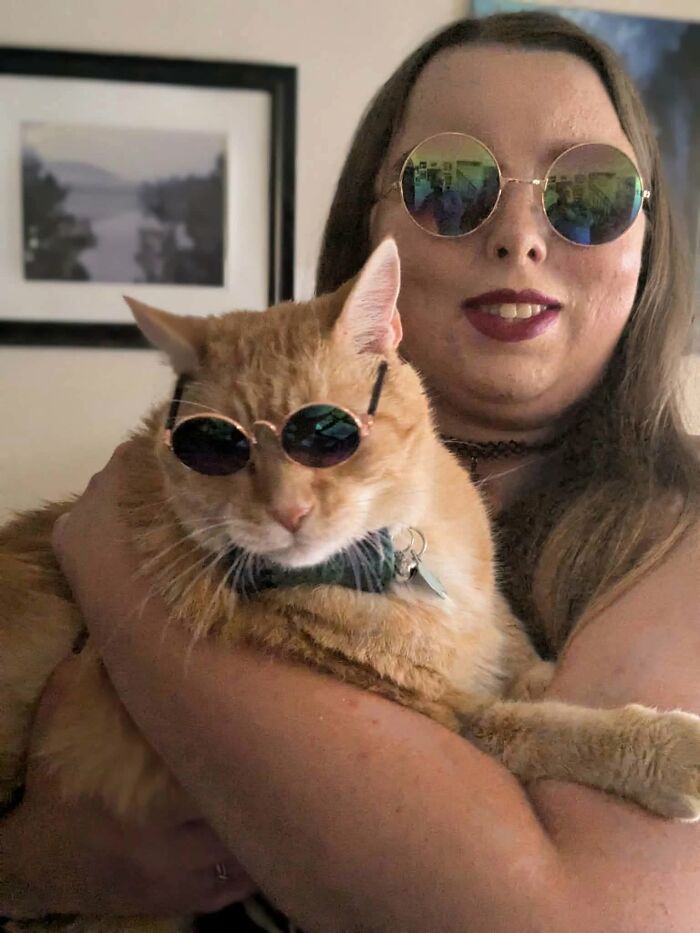 This Is My Granddaughter And Our Cat Pumpkin, They Like The Same Music