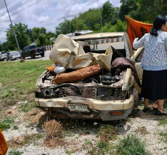 Damaged pickup truck after the crash, where Buddhist monks lost their lives and others were injured. Damaged pickup truck after the crash, where Buddhist monks lost their lives and others were injured.