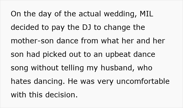 MIL Hijacks The Wedding, Dresses Guests In White, And Leaves The Bride Out Of The Family Photos