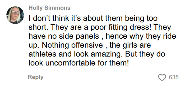 Holly Simmons' comment on the Commonwealth Games wardrobe fail affecting the female Australian team.