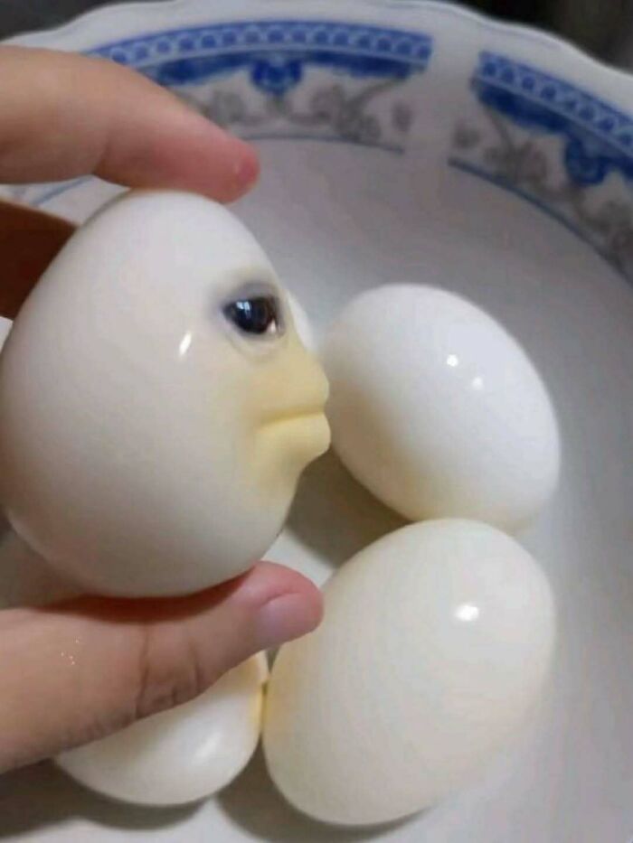 52 Dumb Posts People Had To Screenshot And Pass On To Others