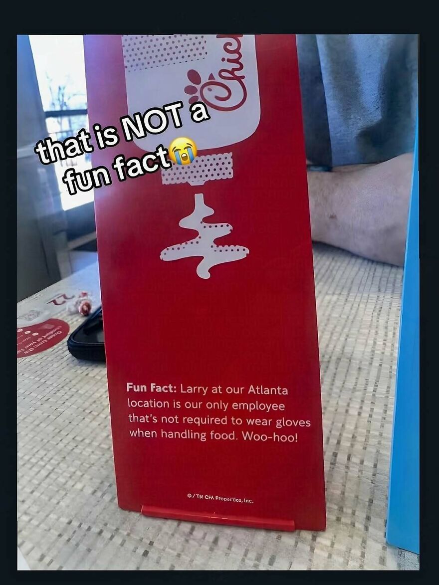 Stupid internet screenshot of a Chick-fil-A fact about an employee not wearing gloves, highlighting how weird people on the internet can be.