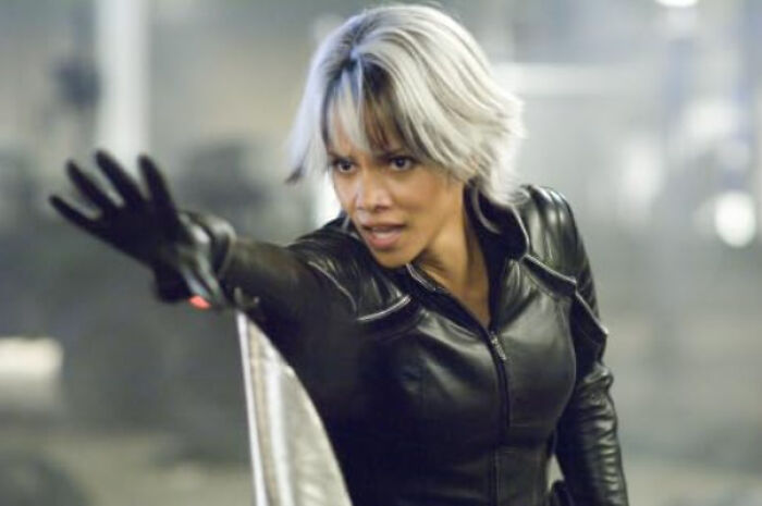 Halle Berry as Storm in X-Men, one of the fascinating things you probably didn't know about the world.