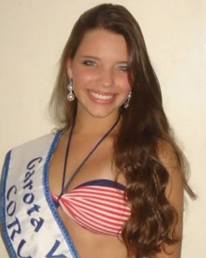 Actress's past transformation, as a young woman with long hair and a beauty pageant sash, sparks discussion about women's appearances. Actress's past transformation, as a young woman with long hair and a beauty pageant sash, sparks discussion about women's appearances.