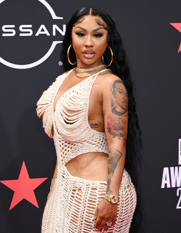 Ari Fletcher's BBL Sparks Frenzy After Fans Spot It Hanging Off Chair Backstage At BET Awards Ari Fletcher's BBL Sparks Frenzy After Fans Spot It Hanging Off Chair Backstage At BET Awards