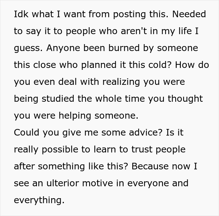 Text expressing confusion and seeking advice after a friend betrayed trust and copied his business. Text expressing confusion and seeking advice after a friend betrayed trust and copied his business.