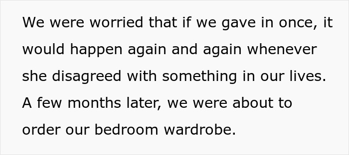 MIL Tries To Push Her Way Into DIL’s Delivery Room With A $1.4K Gift, Gets Snubbed By Son Instead MIL Tries To Push Her Way Into DIL’s Delivery Room With A $1.4K Gift, Gets Snubbed By Son Instead