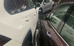71 Times People Saw Such Outrageous Parking, They Had To Share The Pics Online