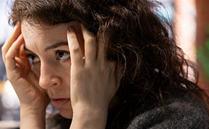 Woman's Drunk Comment Leaves Her Panicking After Coworker Tells Her Boyfriend