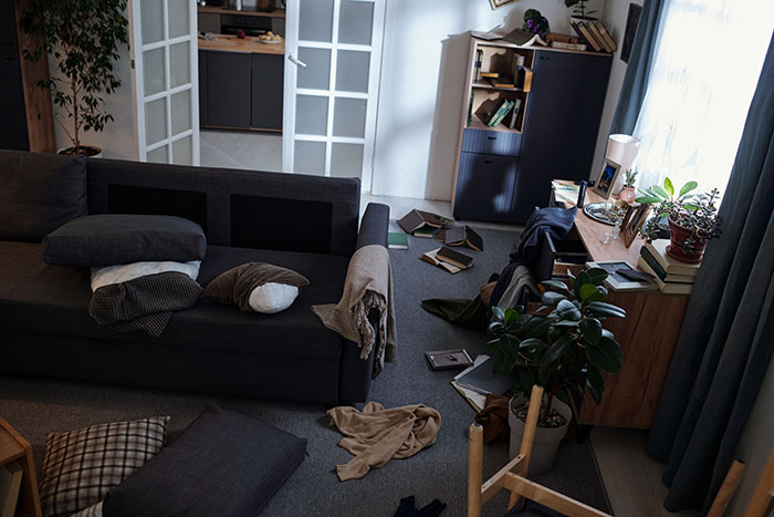 Woman Gets An Unexpected Wake-Up Call After Getting Dumped In The Worst Way Possible
