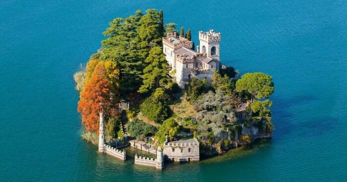 If These 49 Castles Don’t Make You Believe In Fairytales, Nothing Ever Will