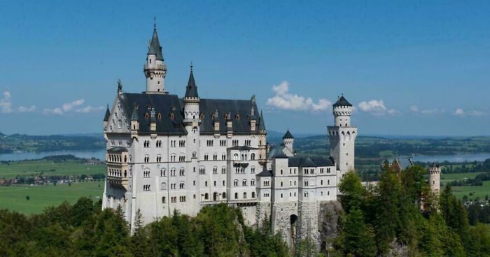 If These 49 Castles Don’t Make You Believe In Fairytales, Nothing Ever Will