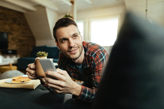 Woman Learns Guy She Met On Childfree Dating Sub Is Seeing 3 Other Ladies And Cheating On His Wife Woman Learns Guy She Met On Childfree Dating Sub Is Seeing 3 Other Ladies And Cheating On His Wife