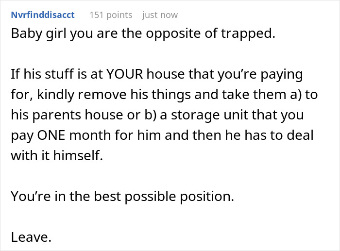 A Reddit comment advising a bride-to-be on how to remove her fiancé's belongings after finding mystery powder. A Reddit comment advising a bride-to-be on how to remove her fiancé's belongings after finding mystery powder.