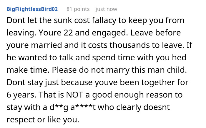A Reddit comment urging a bride-to-be to leave her fiancé before marriage after finding mystery powder. A Reddit comment urging a bride-to-be to leave her fiancé before marriage after finding mystery powder.