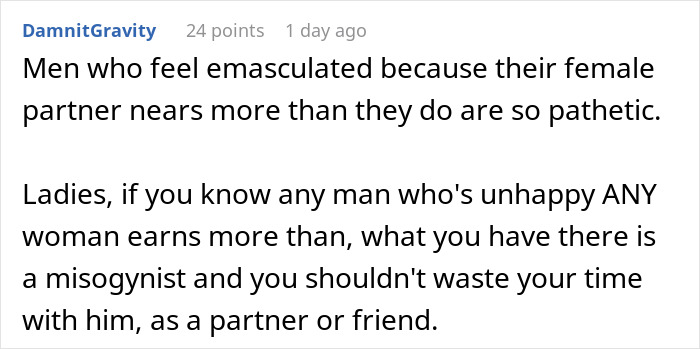 Guy Panics When He Notices What He Sent His Girlfriend Instead Of His Best Friend
