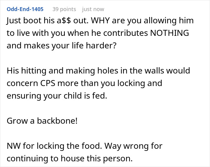 Screenshot of Reddit comment advising to remove the violent moocher and grow a backbone.