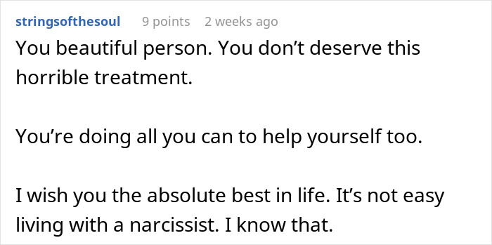 A comment offering support to a 19YO daughter facing a narcissist mom's attack, acknowledging the difficulty. A comment offering support to a 19YO daughter facing a narcissist mom's attack, acknowledging the difficulty.