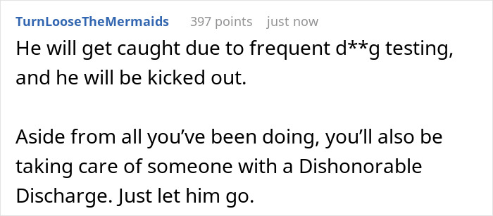 A screenshot showing comments from a post about a bride-to-be who found a bag of mystery powder in her fiancé's pocket. A screenshot showing comments from a post about a bride-to-be who found a bag of mystery powder in her fiancé's pocket.