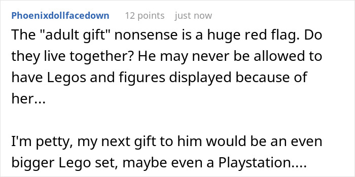 Woman Calls Boyfriend's Favorite Birthday Gift "Childish," His Twin Sister Doesn't Hold Back Woman Calls Boyfriend's Favorite Birthday Gift "Childish," His Twin Sister Doesn't Hold Back