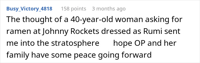 A Reddit comment describing the absurdity of the stepmom, a 40-year-old, dressed as a K-Pop character at a birthday. A Reddit comment describing the absurdity of the stepmom, a 40-year-old, dressed as a K-Pop character at a birthday.