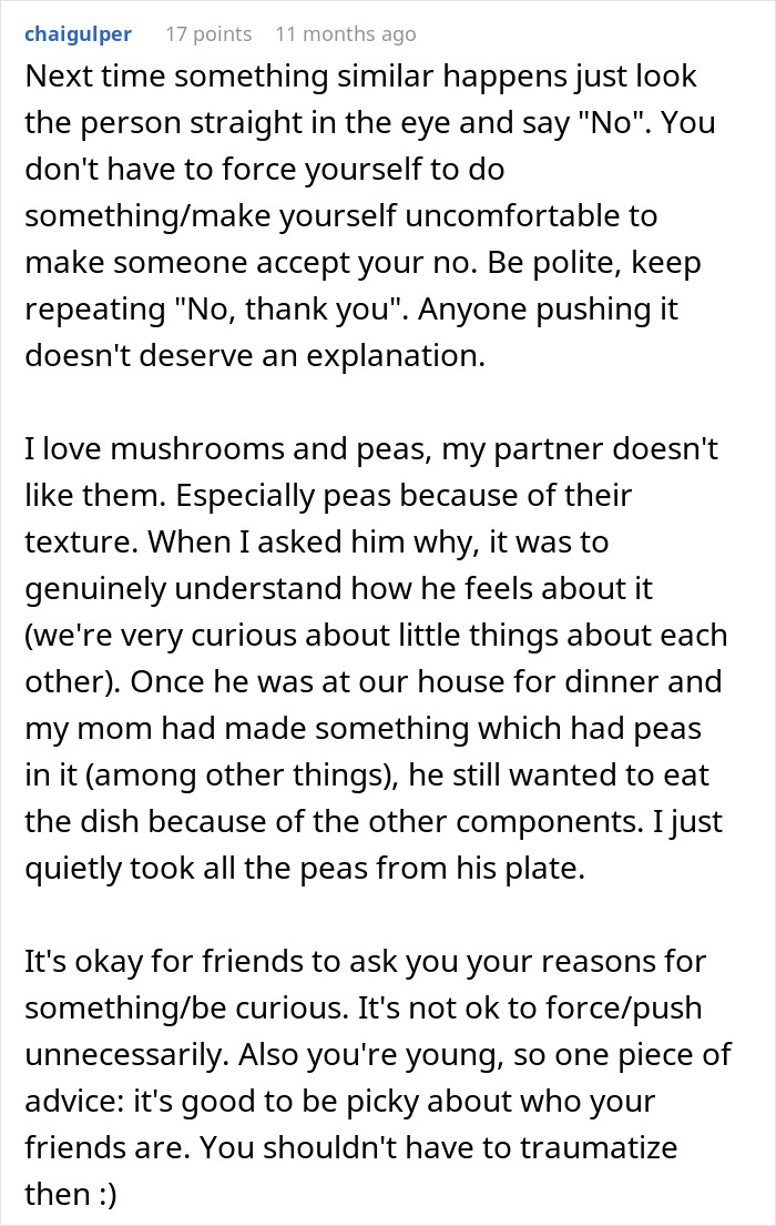 A screenshot of a Reddit comment discussing how a teen shows a friend what happens if she's forced to eat what she doesn't want. A screenshot of a Reddit comment discussing how a teen shows a friend what happens if she's forced to eat what she doesn't want.