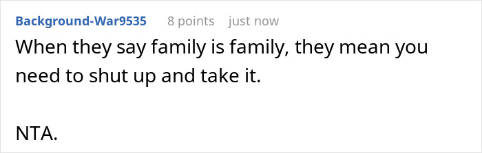 Screenshot of a comment about family dynamics and a college fund dispute. Screenshot of a comment about family dynamics and a college fund dispute.