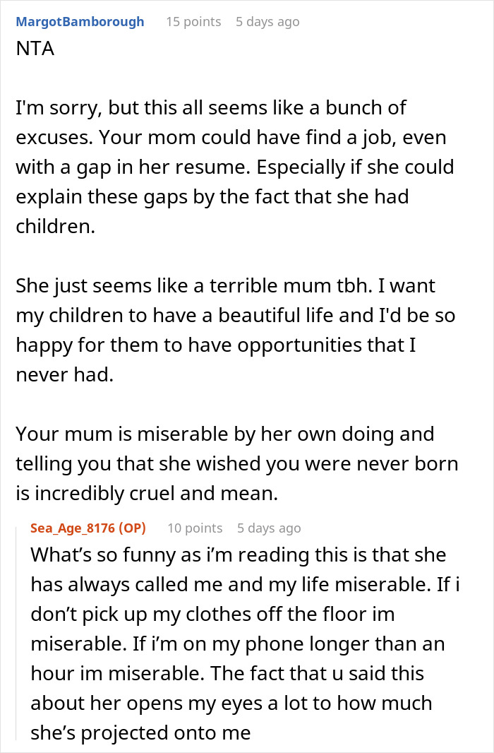 SAHM Tries To Live Through 18YO Daughter After Giving Up Her Career, Teen Finally Pushes Back SAHM Tries To Live Through 18YO Daughter After Giving Up Her Career, Teen Finally Pushes Back