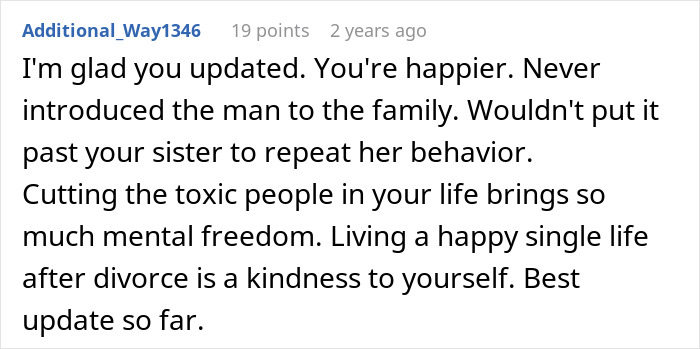 A comment congratulates a woman on her update after seeing her husband and sister completely naked.