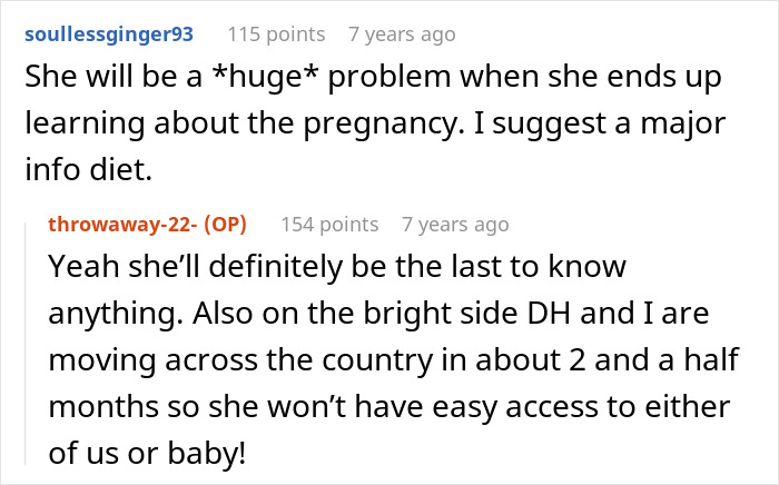 A screenshot of a Reddit comment about the pregnant wife's aunt being a problem, discussing family dinner.