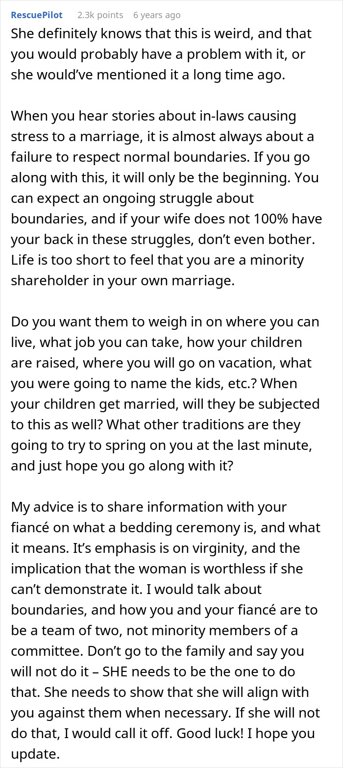 A Reddit comment advising the groom to set boundaries early about the wedding night bed sheet with the bride's family.