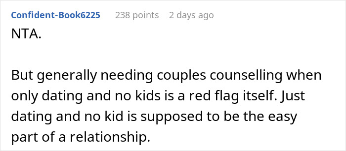 A comment discussing a boyfriend's disrespect in a relationship, linking to the chopstick etiquette scenario. A comment discussing a boyfriend's disrespect in a relationship, linking to the chopstick etiquette scenario.