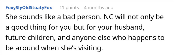Comment describing the mom as a bad person for taking over the dance floor at her daughter's wedding, suggesting no contact.