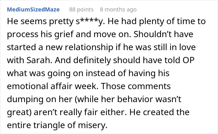 Woman Is Uncomfortable With Boyfriend's Female Best Friend, Finds Out They're Much More Than That Woman Is Uncomfortable With Boyfriend's Female Best Friend, Finds Out They're Much More Than That