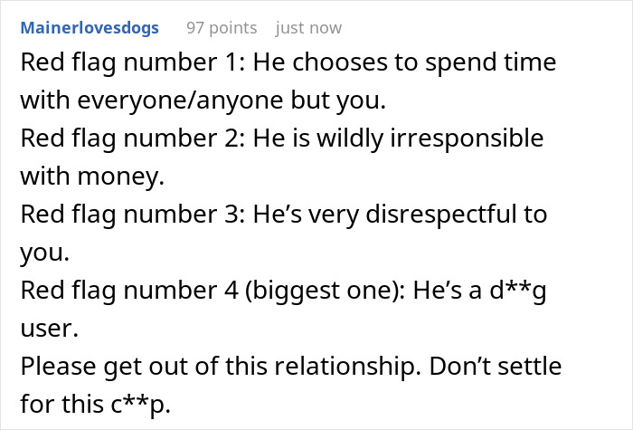 A Reddit comment listing red flags for a bride-to-be about her fiancé after finding mystery powder. A Reddit comment listing red flags for a bride-to-be about her fiancé after finding mystery powder.