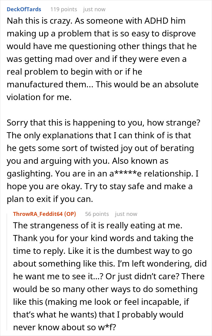 A Reddit thread showing a comment from DeckOfTards saying the situation is crazy and mentions gaslighting, regarding the missing business sign. A Reddit thread showing a comment from DeckOfTards saying the situation is crazy and mentions gaslighting, regarding the missing business sign.