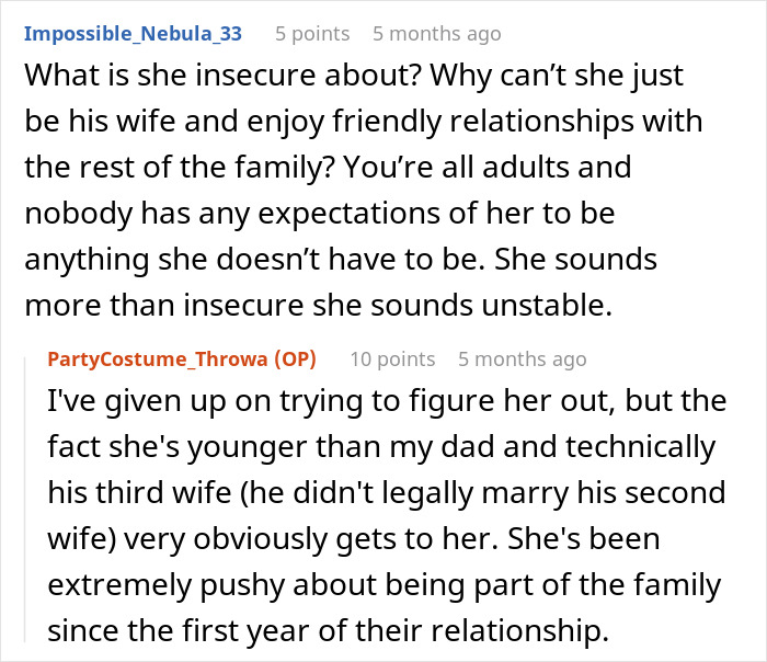 A comment on a Stepmom K-Pop character incident, speculating on Stepmom's insecurity and unstable behavior. A comment on a Stepmom K-Pop character incident, speculating on Stepmom's insecurity and unstable behavior.
