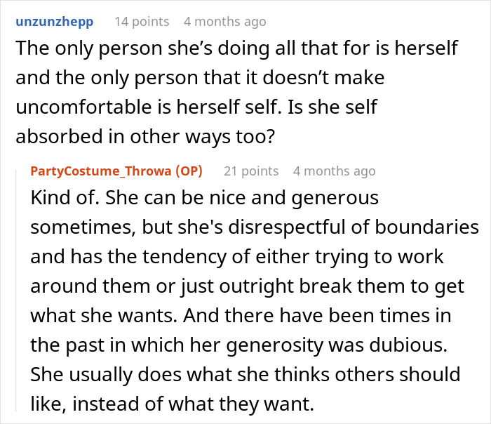A screenshot of a comment describing a stepmom's self-absorbed behavior at a kid's birthday. A screenshot of a comment describing a stepmom's self-absorbed behavior at a kid's birthday.