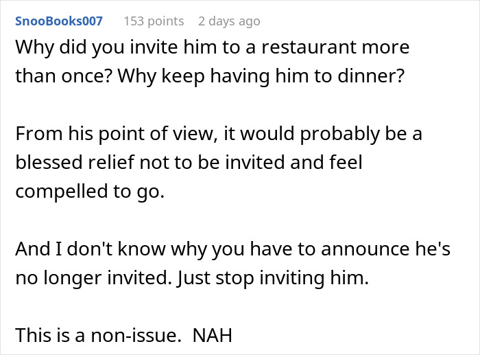 Daughter defends BF's bizarre dinner table habit. A comment suggests not inviting him to dinner. Daughter defends BF's bizarre dinner table habit. A comment suggests not inviting him to dinner.