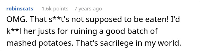 A Reddit comment expressing shock about a MIL putting essential oils in Thanksgiving dishes. A Reddit comment expressing shock about a MIL putting essential oils in Thanksgiving dishes.