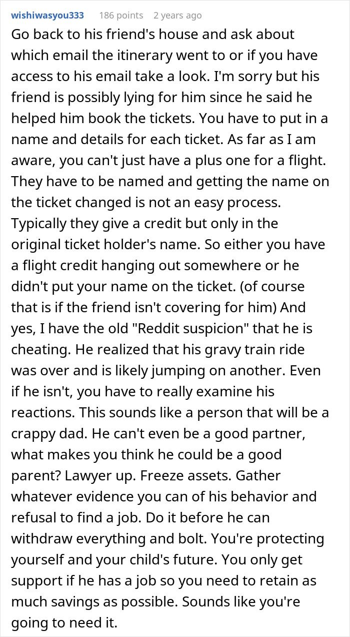 Husband Throws A Tantrum Because His Pregnant Wife Ignores Him, She Can't Believe What He Does Husband Throws A Tantrum Because His Pregnant Wife Ignores Him, She Can't Believe What He Does