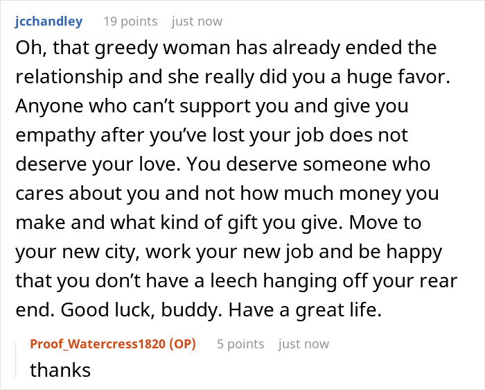 Woman Desperate For A New iPhone, Lashes Out Against BF For Not Gifting It Despite His Layoff