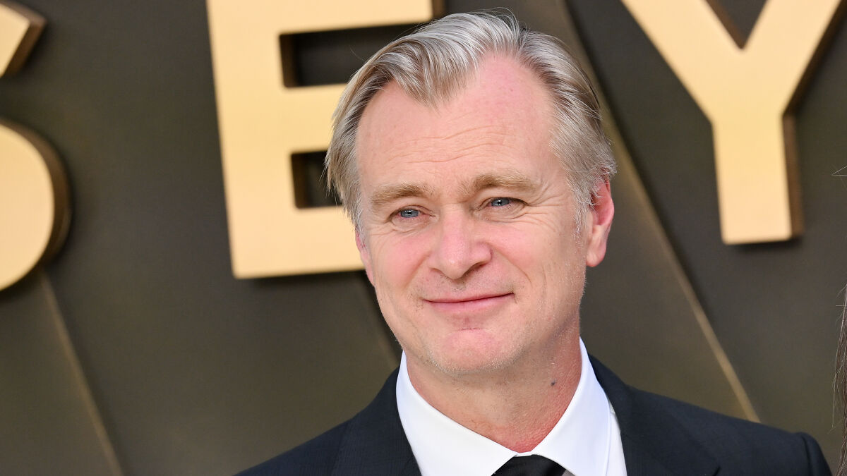 boredpanda.com - Pratik Handore - Christopher Nolan's 'Tone-Deaf' Defense Of 'The Odyssey' Backlash Infuriates Fans: 'Pure Hollywood Arrogance'