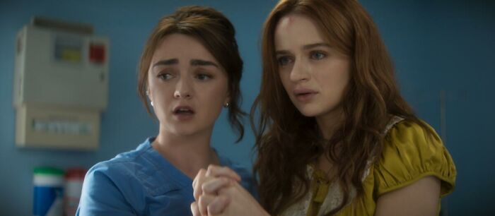 Original actress in a dramatic scene, possibly related to the sequel snub. Original actress in a dramatic scene, possibly related to the sequel snub.