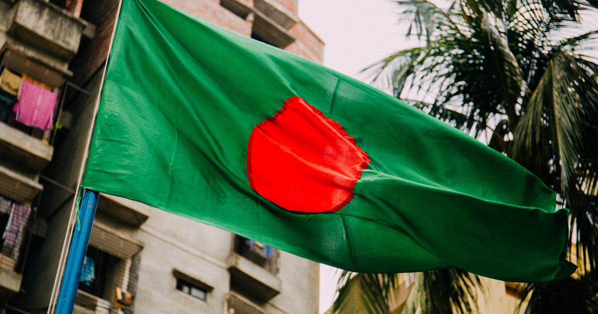 What’s Your Biggest Green Flag? Find Out With These 27 Questions